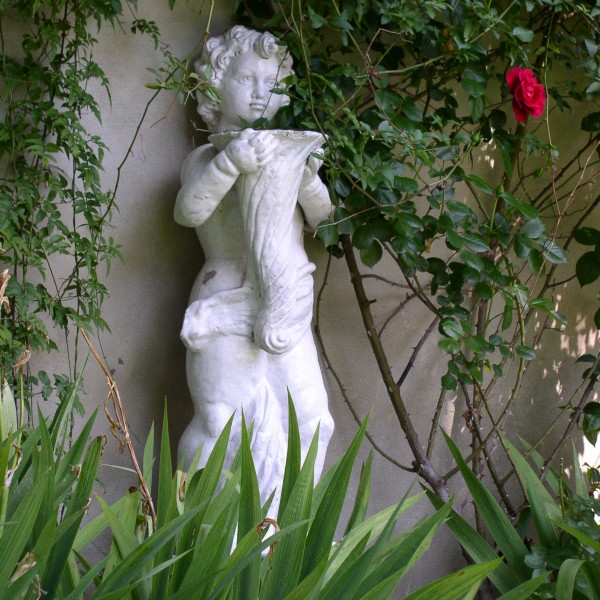 La maison de Sophie - Son magnifique jardin - Maison d'hôtes à Nîmes